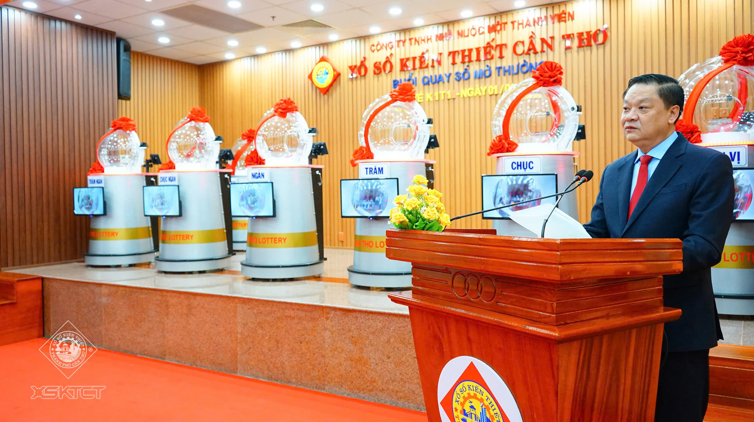 Chuẩn bị quay xổ số tại C&ocirc;ng ty xổ số kiến thiết Cần Thơ